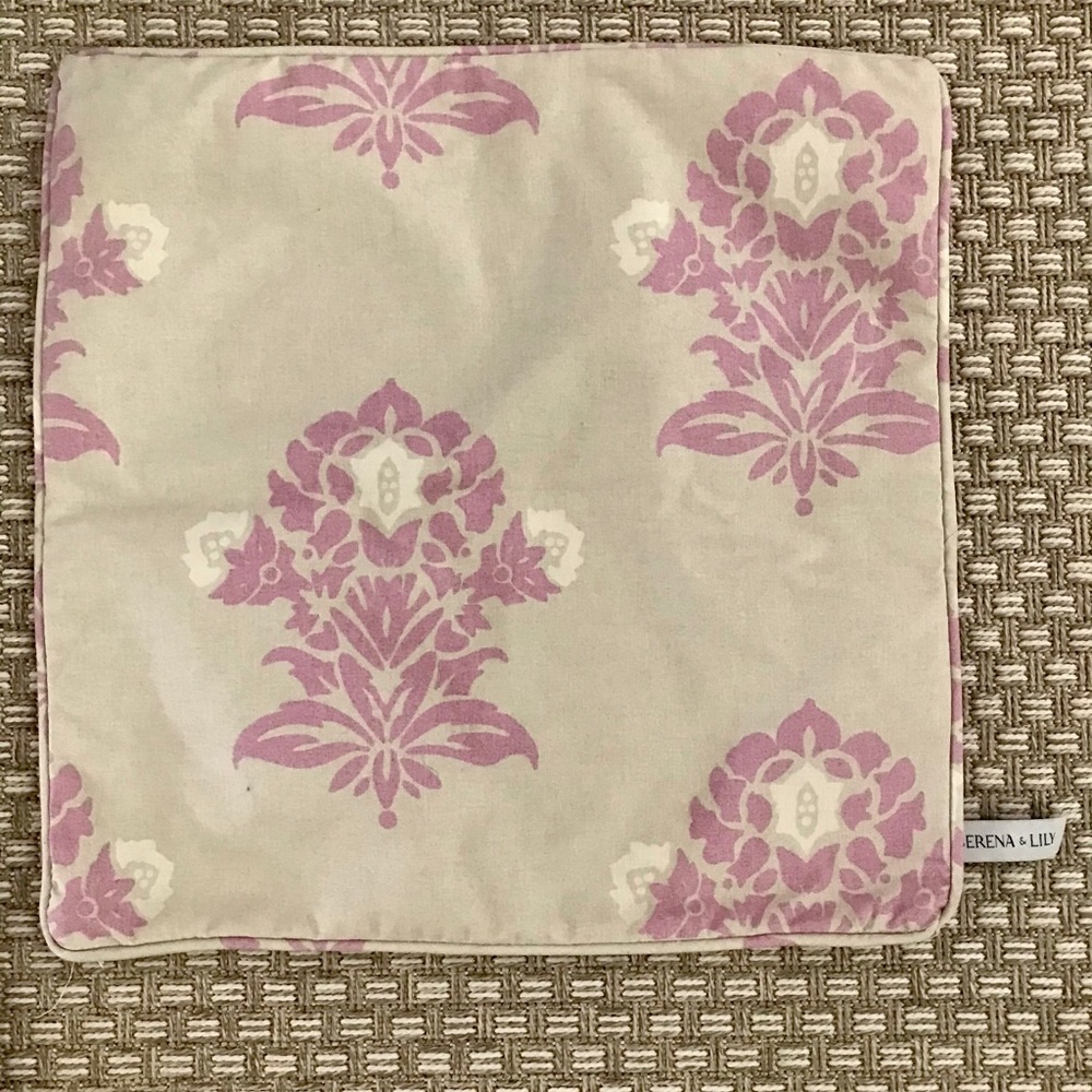 2 Serena and Lily pillow covers (2)